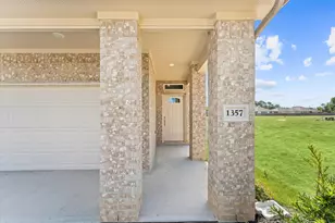 1367 Mixander Wy, La Porte, TX 77571 - Photo 4