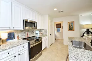 2007 Bailey St, Houston, TX 77006 - Photo 18