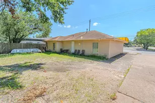 2125 Strawberry Rd, Pasadena, TX 77502 - Photo 12