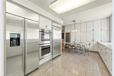 1334 Outrigger, Tiki Island, TX 77554 - Photo 18