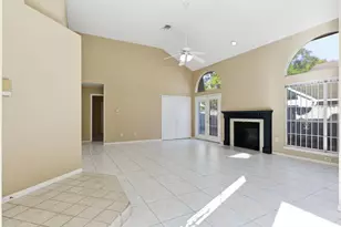 9306 Corner Oaks Ln, Houston, TX 77036 - Photo 6