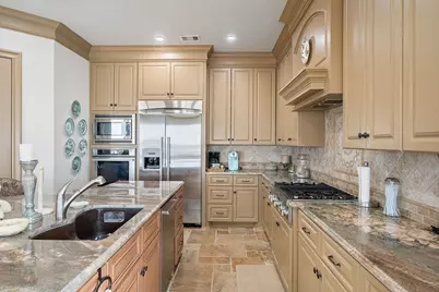 21 Loggerhead, Hitchcock, TX 77563 - Photo 12