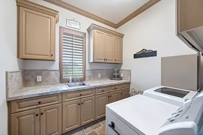 21 Loggerhead, Hitchcock, TX 77563 - Photo 18
