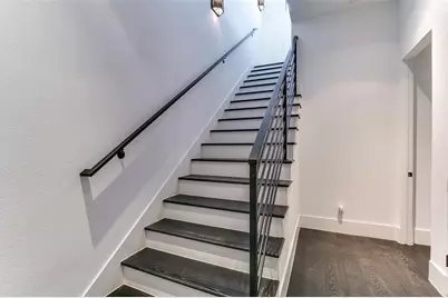 317 E 2nd Street, Houston, TX 77007 - Photo 20