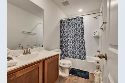 401 Magnolia Street, Richwood, TX 77531 - Photo 22