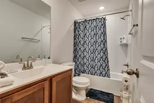 401 Magnolia St, Richwood, TX 77566 - Photo 22