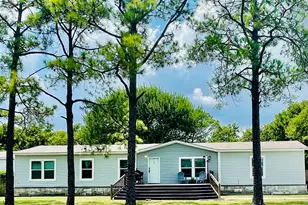 16919 Carlswood Dr, Baytown, TX 77523 - Photo 2