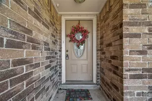 10918 Gulf Bridge Ct, Houston, TX 77075 - Photo 4