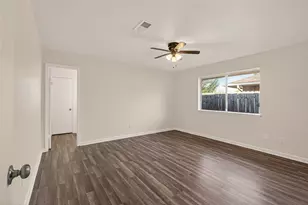 10918 Gulf Bridge Ct, Houston, TX 77075 - Photo 22