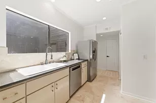 4215 W Alabama St, Houston, TX 77027 - Photo 16