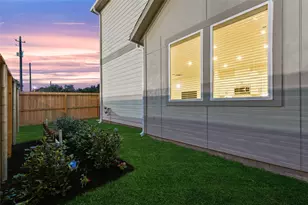 6451 - 6453 Rena St, Houston, TX 77092 - Photo 14