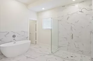 6451 - 6453 Rena St, Houston, TX 77092 - Photo 20
