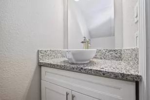8355 Nairn St, Houston, TX 77074 - Photo 16