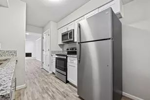 8355 Nairn St, Houston, TX 77074 - Photo 8