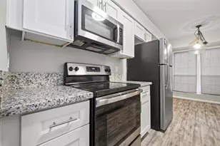 8355 Nairn St, Houston, TX 77074 - Photo 14