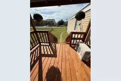 811 6th Street N, San Leon, TX 77539 - Photo 12