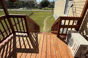 811 6th Street N, San Leon, TX 77539 - Photo 12