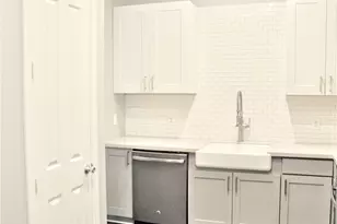 9010 Laverne Park Ln, Houston, TX 77080 - Photo 8