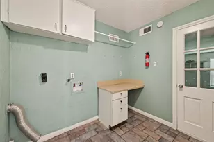 302 Hickory Ridge Dr, El Lago, TX 77586 - Photo 20