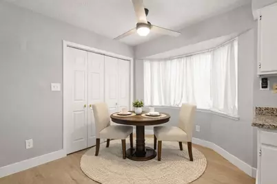 602 W Castle Harbour Drive, Friendswood, TX 77546 - Photo 8