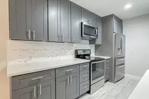 12633 Memorial Dr, Houston, TX 77024 - Photo 10