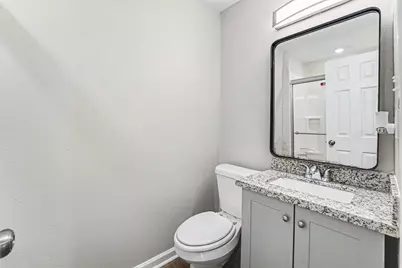 8746 Cowart Street, Houston, TX 77029 - Photo 18