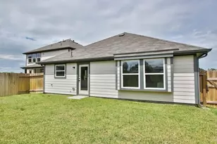 104 Lisa Marie Dr, Angleton, TX 77515 - Photo 32