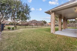 6126 Bradford Ln, League City, TX 77573 - Photo 28