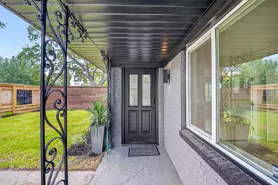 419 Fairbanks Street, Houston, TX 77009 - Photo 8
