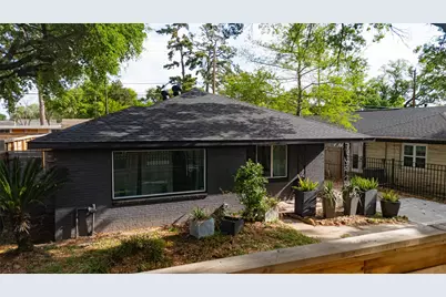 419 Fairbanks Street, Houston, TX 77009 - Photo 2