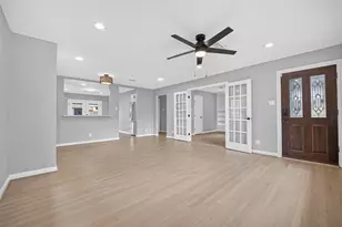 419 Fairbanks St, Houston, TX 77009 - Photo 10