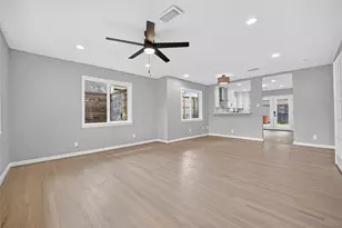 419 Fairbanks St, Houston, TX 77009 - Photo 2