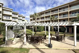 6300 Seawall Blvd, Galveston, TX 77551 - Photo 24