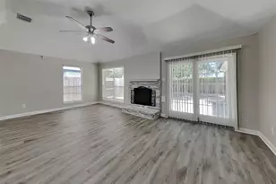 2314 Pebbledowne Cir, Sugar Land, TX 77478 - Photo 4
