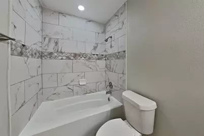 2314 Pebbledowne Circle, Sugar Land, TX 77478 - Photo 18