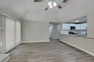 2314 Pebbledowne Cir, Sugar Land, TX 77478 - Photo 6