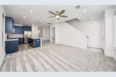 18527 Centro Row, Shenandoah, TX 77385 - Photo 12
