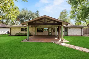 5522 Chantilly Ln, Houston, TX 77092 - Photo 24