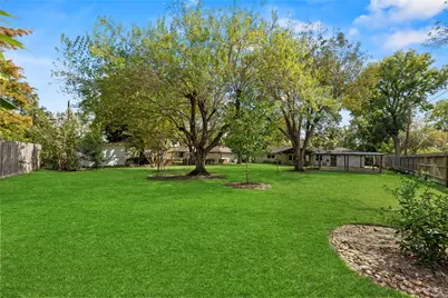 5522 Chantilly Lane, Houston, TX 77092 - Photo 30