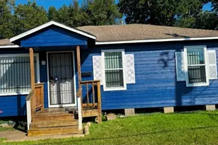 9413 Merle St, Houston, TX 77033 - Photo 1