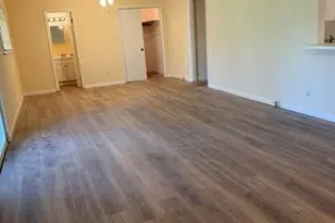 9413 Merle St, Houston, TX 77033 - Photo 14