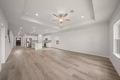 126 Water Grass Trail, Clute, TX 77531 - Photo 10