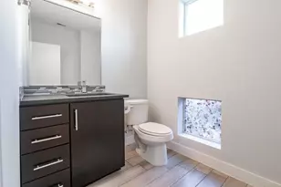 2110 Crocker St, Houston, TX 77006 - Photo 14