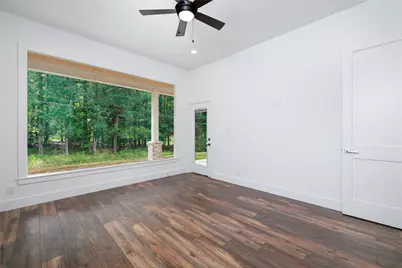 1049 Broadmoor Drive, Huntsville, TX 77340 - Photo 12