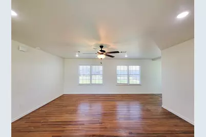 413 S Market Street, Brazoria, TX 77422 - Photo 8