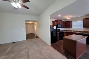 723 Crystal Lakes Dr, Brookshire, TX 77423 - Photo 12