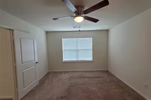 723 Crystal Lakes Dr, Brookshire, TX 77423 - Photo 18