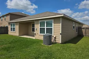 723 Crystal Lakes Dr, Brookshire, TX 77423 - Photo 42