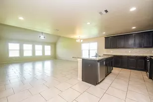 29251 Jacobs River Dr, Katy, TX 77494 - Photo 4