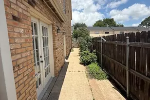 6201 Beverly Hill St, Houston, TX 77057 - Photo 24